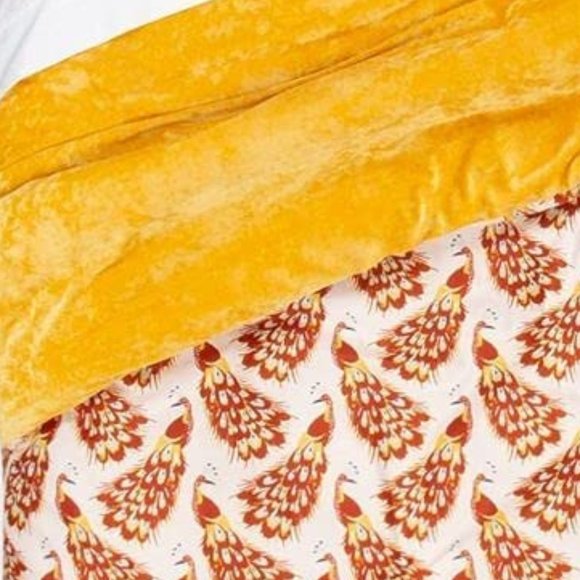 Opalhouse Bedding Nwt Opalhouse Reversible Peacock Velvet Comforter